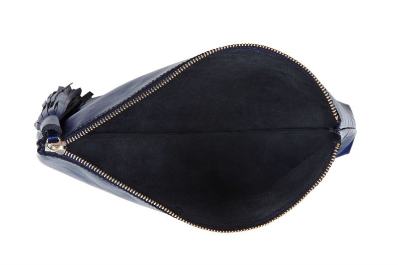 Bolso piel azul metalizado clutch con borla Lacambra